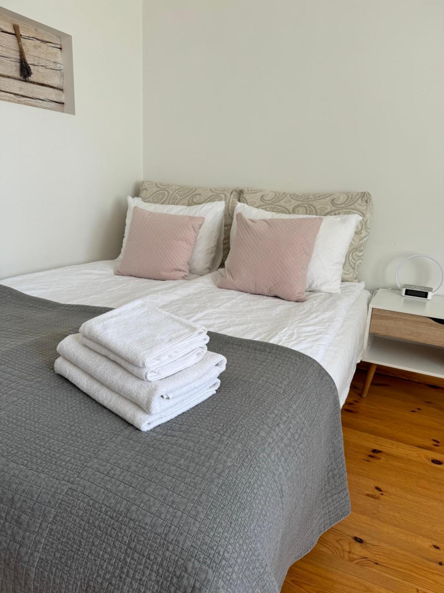 Guest House "8 Smilgos" ไคลเพดา ภายนอก รูปภาพ
